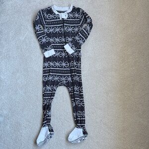 Burt’s Bees Baby organic cotton holiday pajama 24m charcoal frozen fair isle